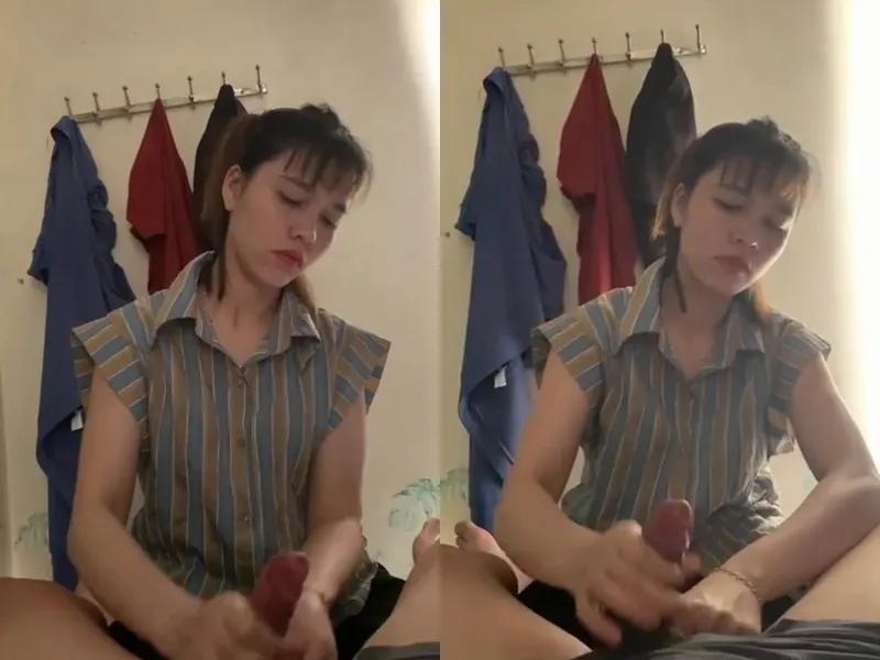 Anh trai đi vắng, ép vợ mới cưới của anh trai sục cậu bé xuất tinh